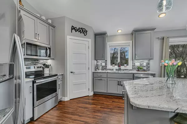 Sartell, MN 56377,1105 18th ST S