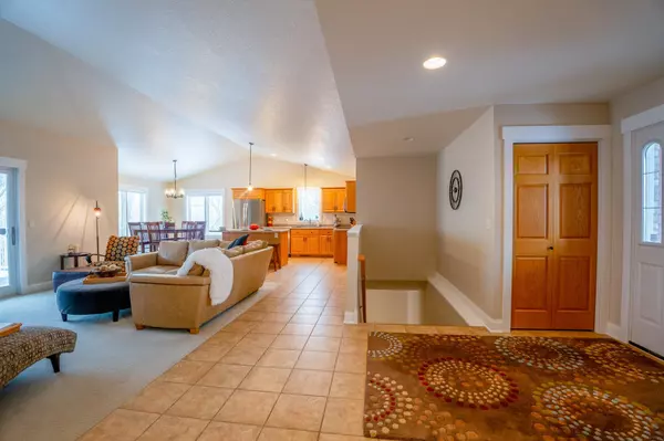 New London, MN 56273,122 Ridge RD