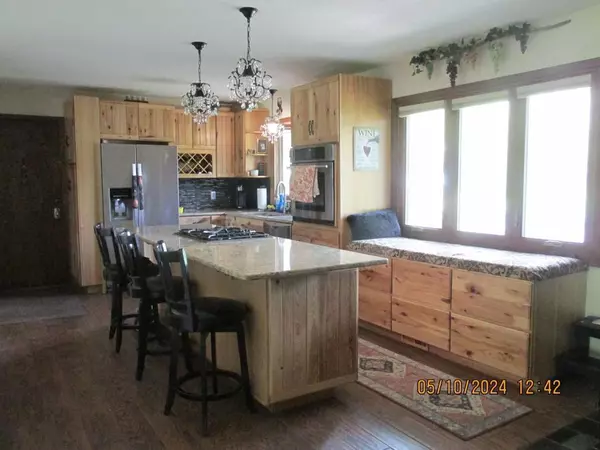 Chanhassen, MN 55331,1611 W 63rd ST