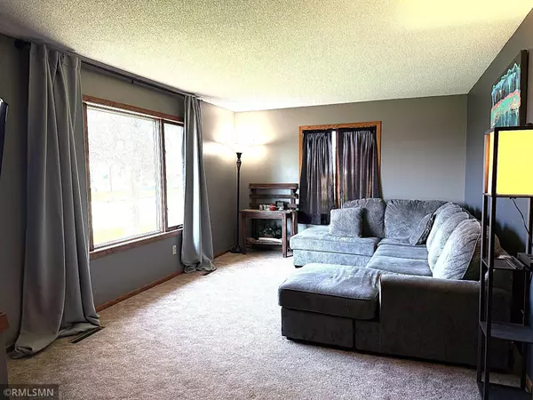 Ellsworth, MN 56129,108 W Sherman AVE