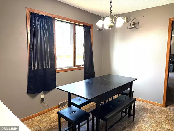 Ellsworth, MN 56129,108 W Sherman AVE
