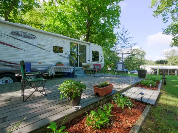 8951 Twin Point RD SW #21, Alexandria, MN 56308