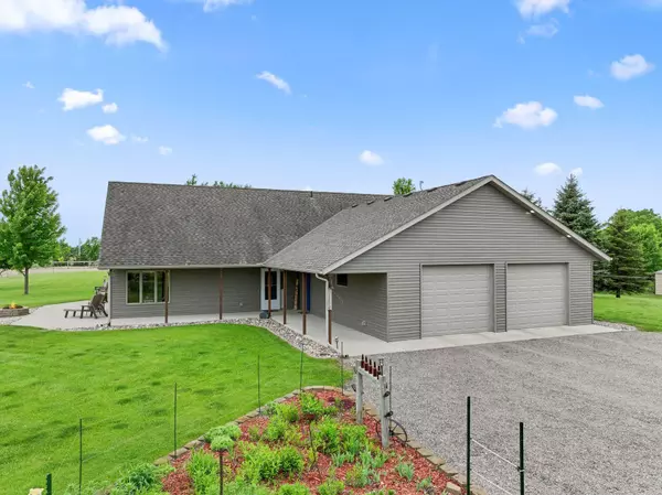 Annandale, MN 55302,11166 State Highway 24 NW