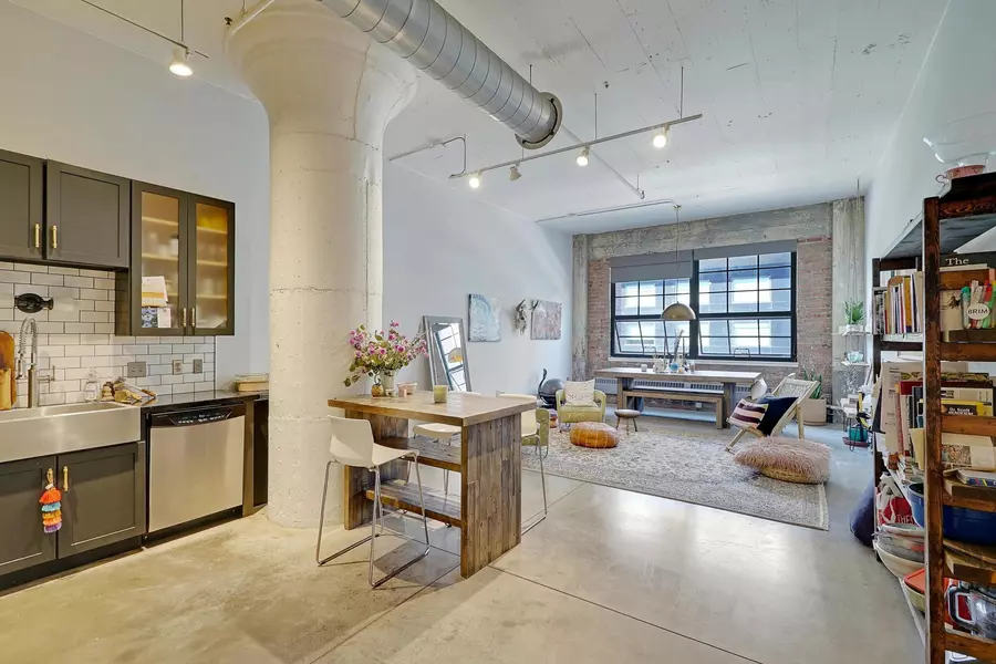 250 Park AVE #305, Minneapolis, MN 55415