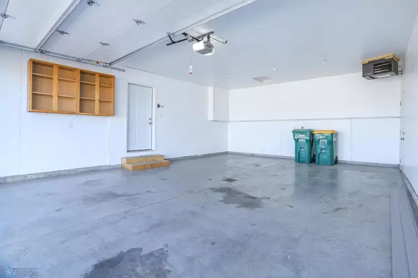 Horace, ND 58047,6730 70th AVE S