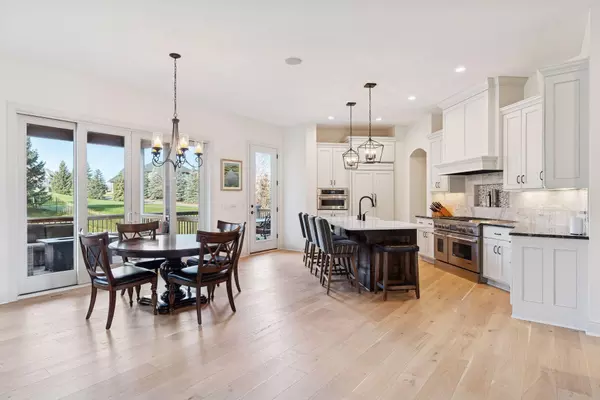 Eden Prairie, MN 55347,9716 Glacier Bay