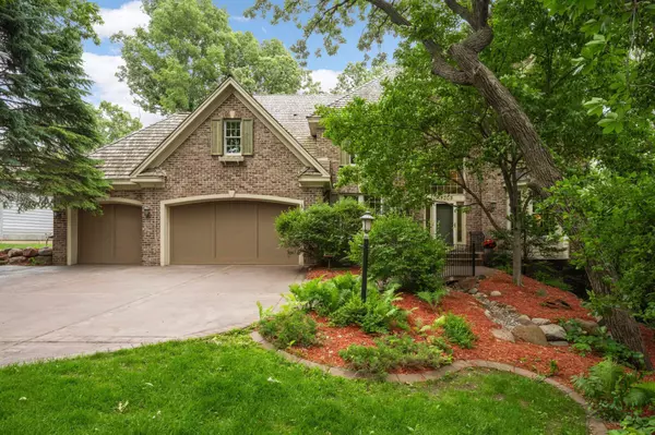 Burnsville, MN 55337,13209 Longview DR