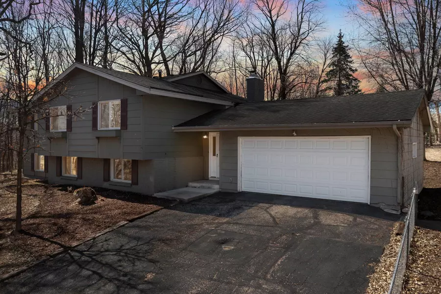 4085 Oak ST, Orono, MN 55356