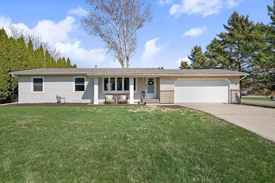 2205 3rd AVE NW, Owatonna, MN 55060