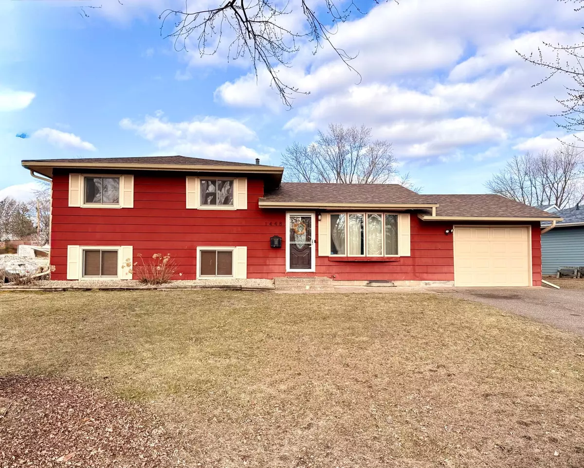 Saint Paul Park, MN 55071,1448 Dayton AVE