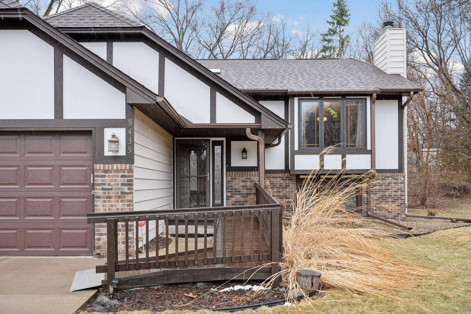 Plymouth, MN 55442,5435 Norwood LN N