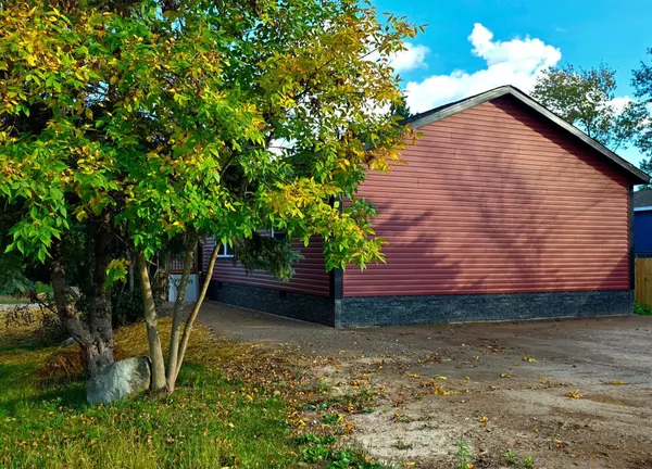 Sandstone, MN 55072,422 Court AVE N