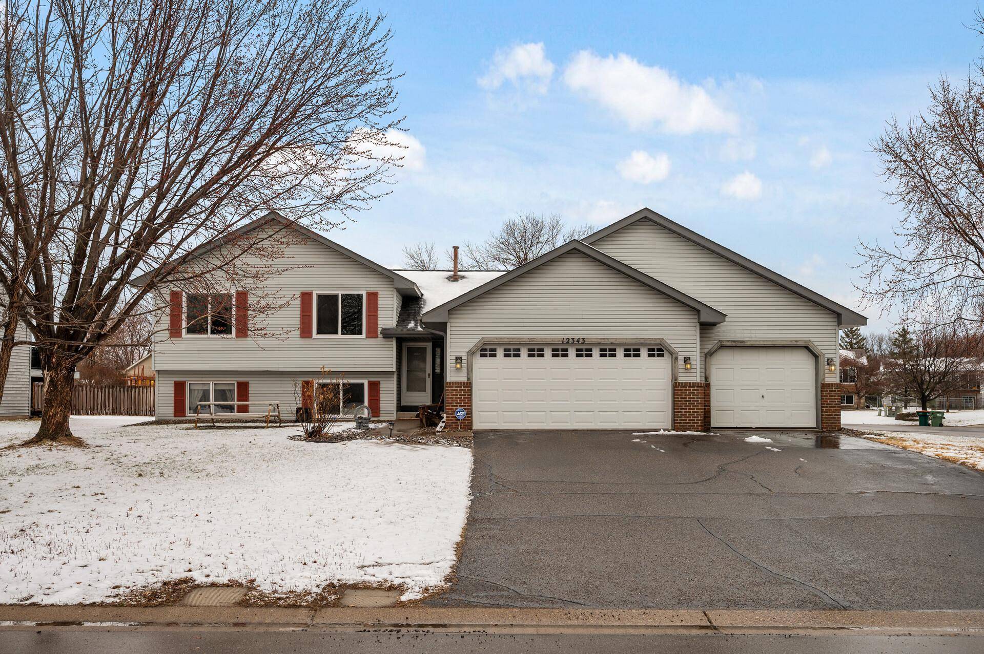 Blaine, MN 55434,12343 Pierce ST NE
