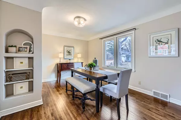 Crystal, MN 55422,3522 Major AVE N