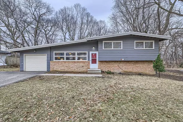 510 Shadyway RD, Wayzata, MN 55391