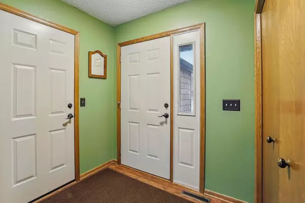 Oakdale, MN 55128,7611 Upper 19th ST N