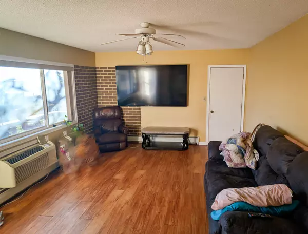 Alexandria, MN 56308,605 30th AVE W