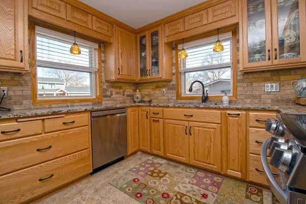 Paynesville, MN 56362,626 Washburne AVE