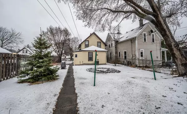 South Saint Paul, MN 55075,126 7th AVE S