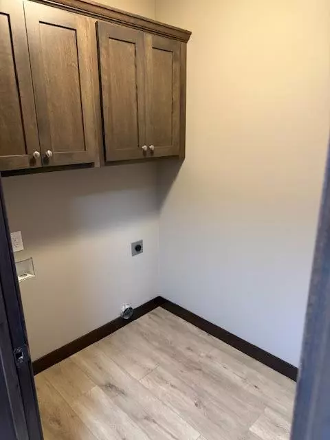 Austin, MN 55912,1312 18th ST NE