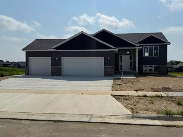 1312 18th ST NE, Austin, MN 55912