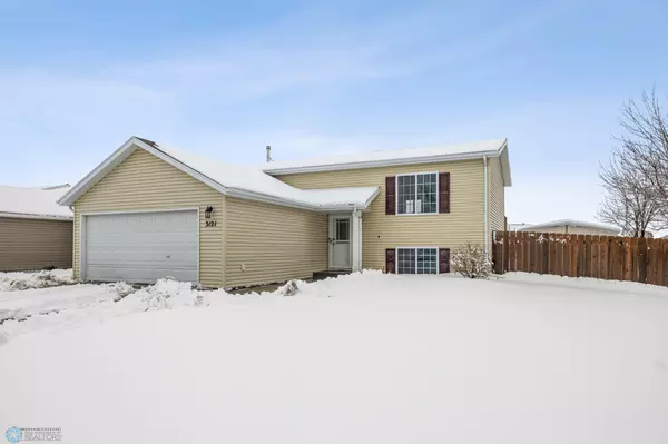 Moorhead, MN 56560,3121 32nd AVE S
