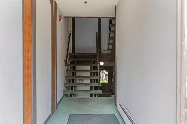 Burnsville, MN 55337,12830 Nicollet AVE #102