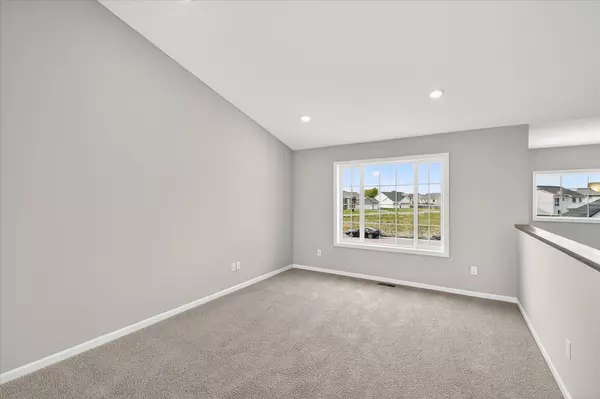 Waverly, MN 55390,1004 Brandenburg CIR