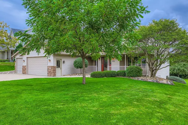 Hastings, MN 55033,325 Crestview DR