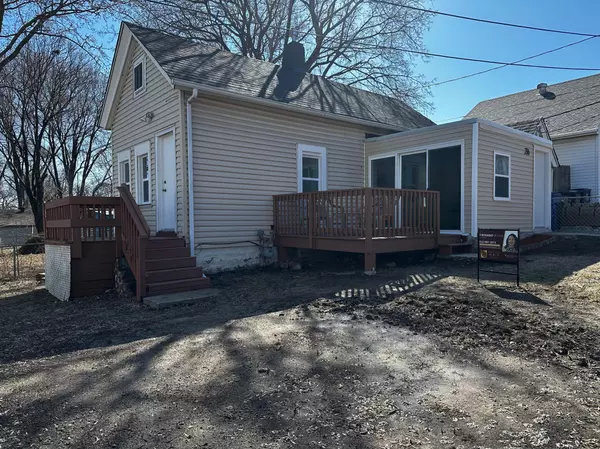 236 Lawson AVE W, Saint Paul, MN 55117