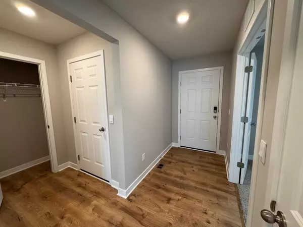 Cottage Grove, MN 55016,9829 89th ST S