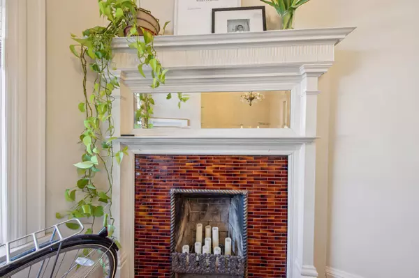 Saint Paul, MN 55102,604 Summit AVE #604-1