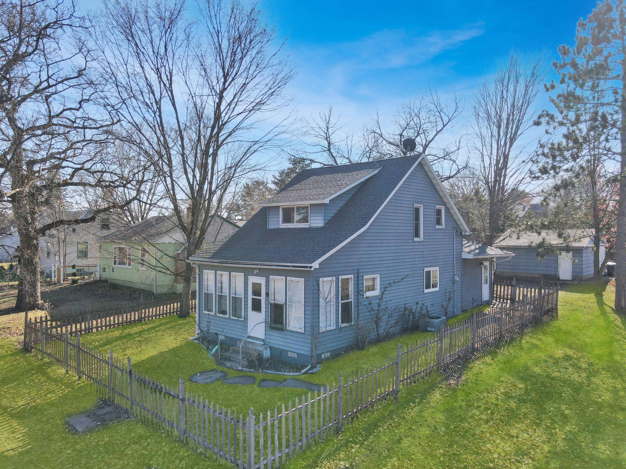 213 Cedar ST, Onamia, MN 56359