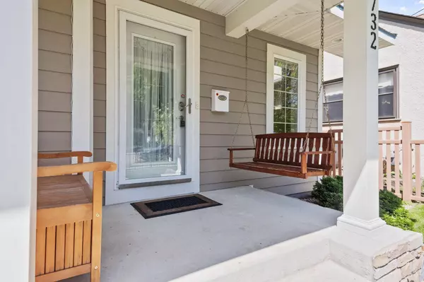 Minneapolis, MN 55407,4732 Portland AVE