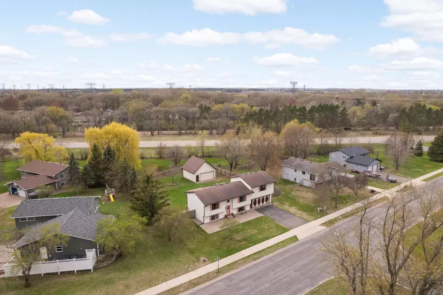 1602 W River ST, Monticello, MN 55362