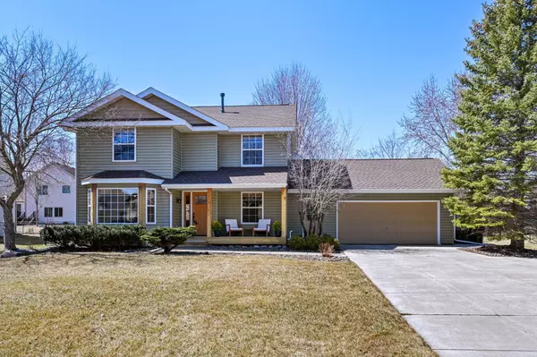 1076 Bonnieview CIR,  Woodbury,  MN 55129