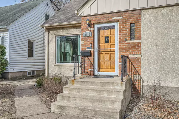 Minneapolis, MN 55418,3518 Fillmore ST NE