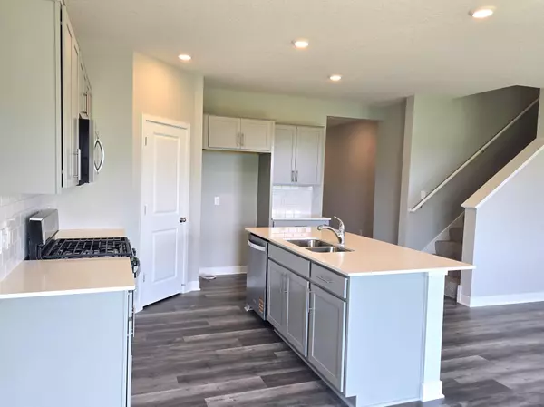 Delano, MN 55328,943 Redfield CIR