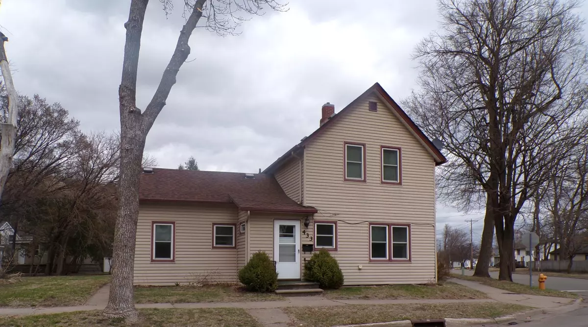 Red Wing, MN 55066,433 Bluff ST