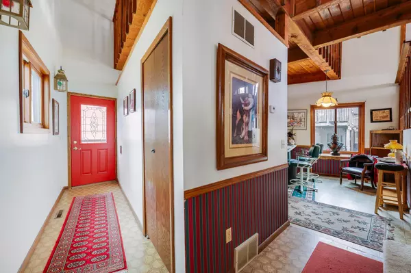 Prior Lake, MN 55372,2680 S Shore DR