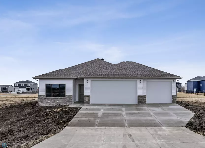 10218 73rd ST S, Horace, ND 58047