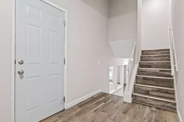 Brooklyn Park, MN 55428,6834 76th AVE N