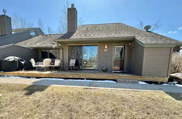 313 Quadna Mountain RD, Hill City, MN 55748