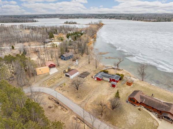 23030 Lampi RD, Cohasset, MN 55721