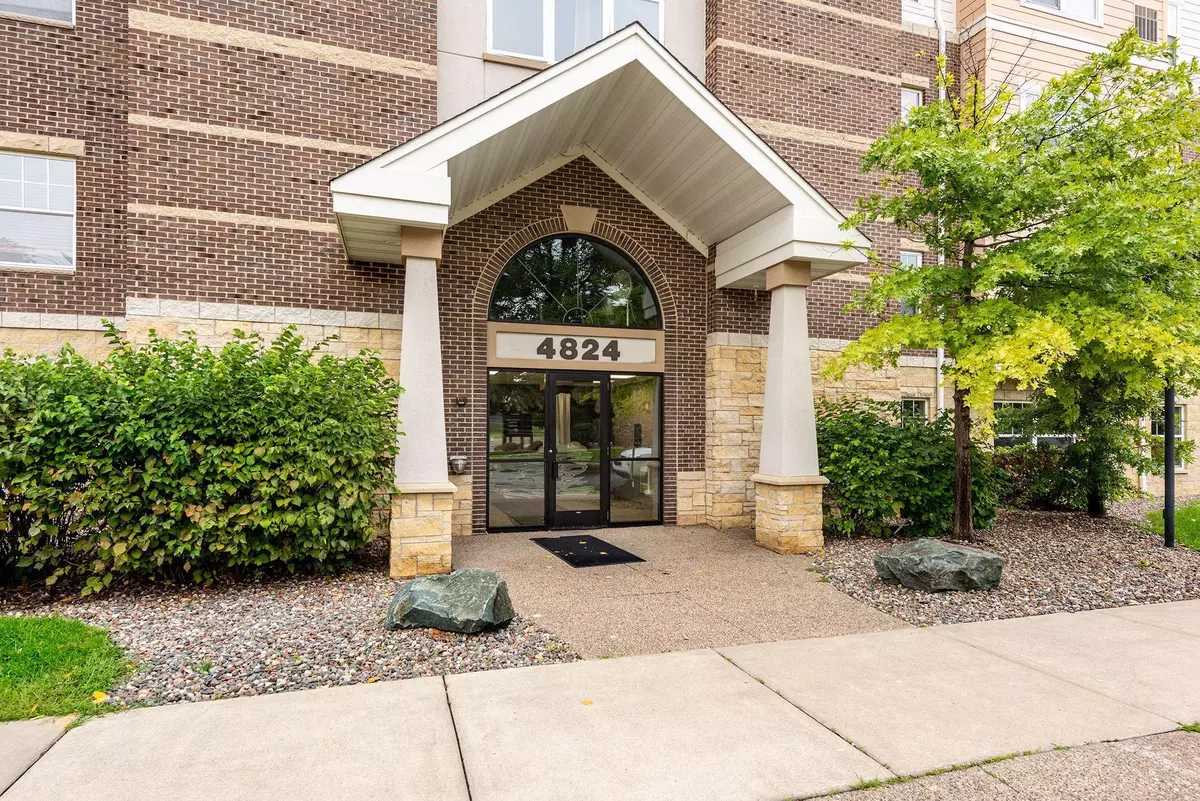 Minneapolis, MN 55417,4824 E 53rd ST #407