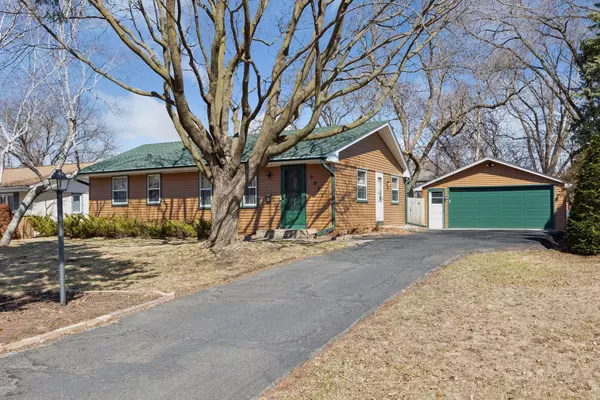 3072 Wisconsin AVE N, Crystal, MN 55427