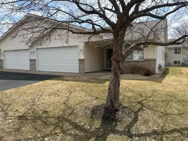 5368 140th CT NW,  Ramsey,  MN 55303