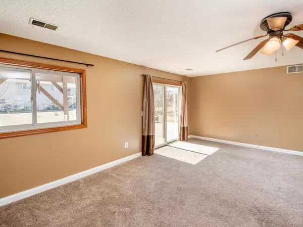 Oakdale, MN 55128,2420 Homestead CT N