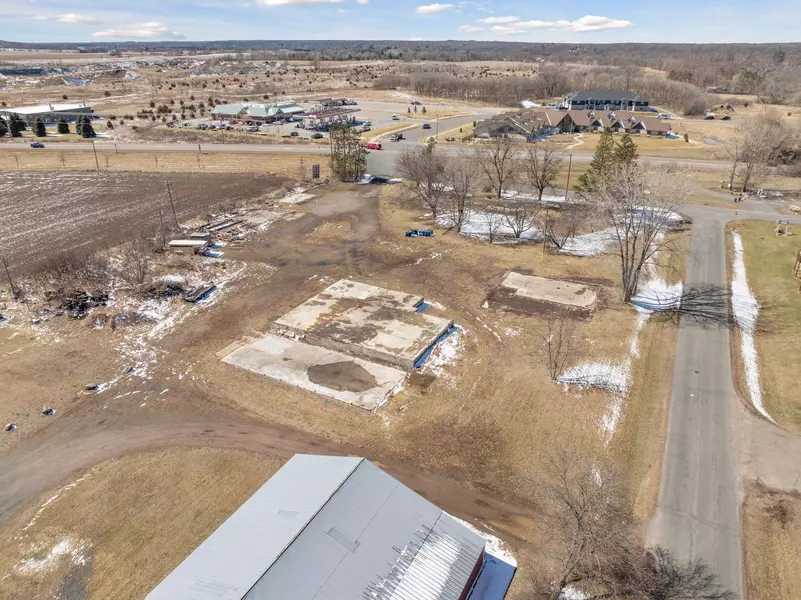 298 Zindaus ST, Osceola, WI 54020