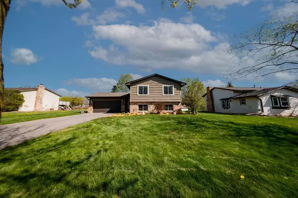 Brooklyn Park, MN 55444,3018 81st CIR N
